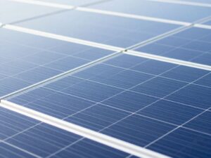 Jakie są wymagania prawne dla instalacji fotowoltaicznych powyżej 50 kW?